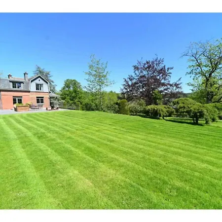 Beautiful Holiday In Durbuy With Garden Hébergement de vacances Barvaux-sur-Ourthe